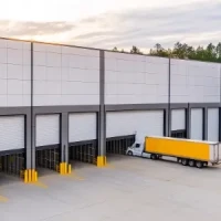 Blog Thumbnail Wide distribution center header